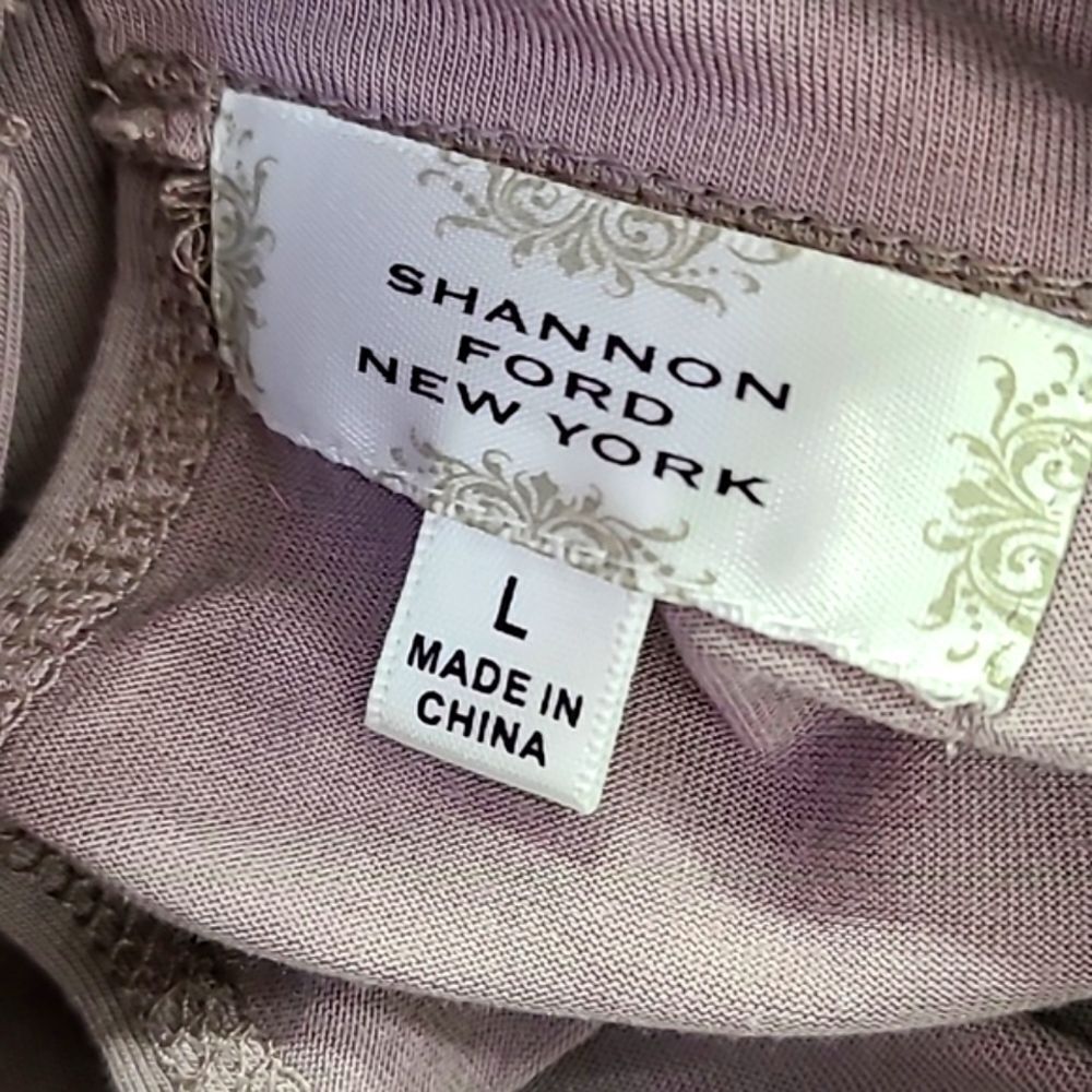 Shannon Ford NY Light Purple Loose Turtleneck Top, Purple Embroidery, Size Large - Picture 9 of 10